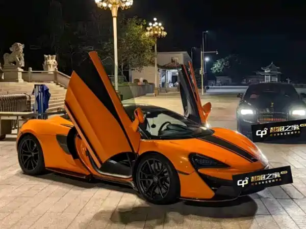 McLaren 570 2017