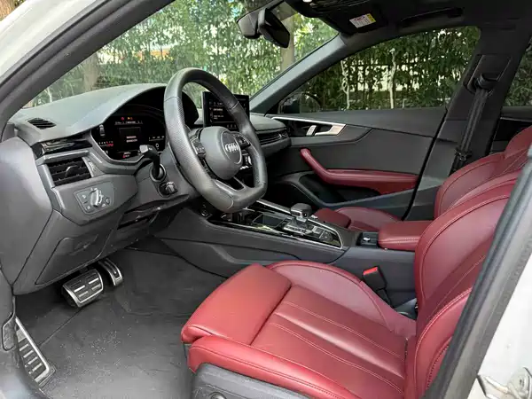 Audi A4L 2024