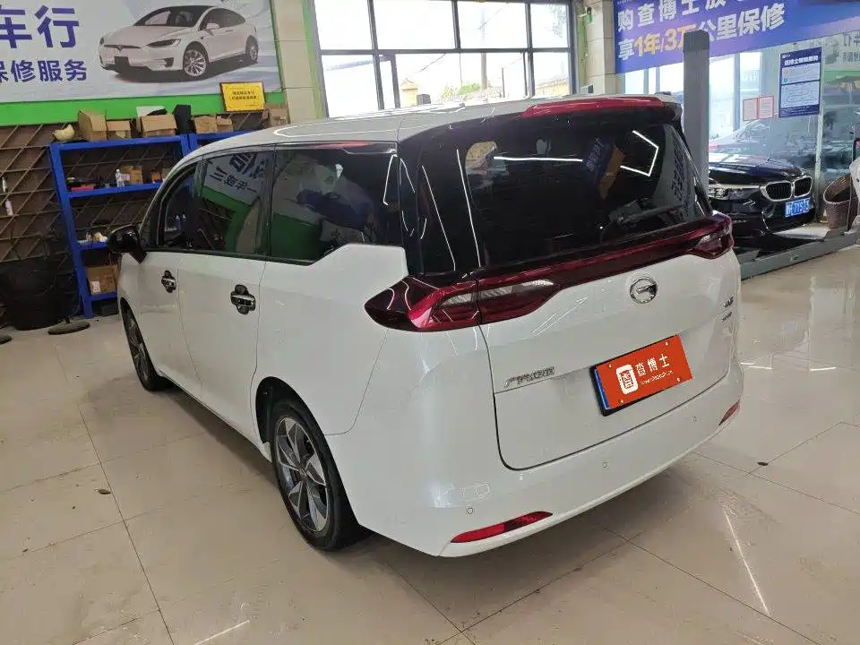 GAC Motor Trumpchi M6 2022 — фото 3