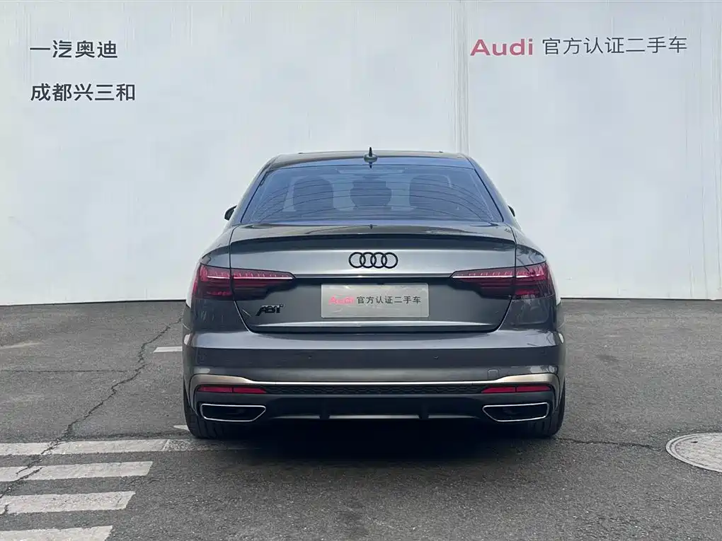 Audi A4L 2025 — фото 5