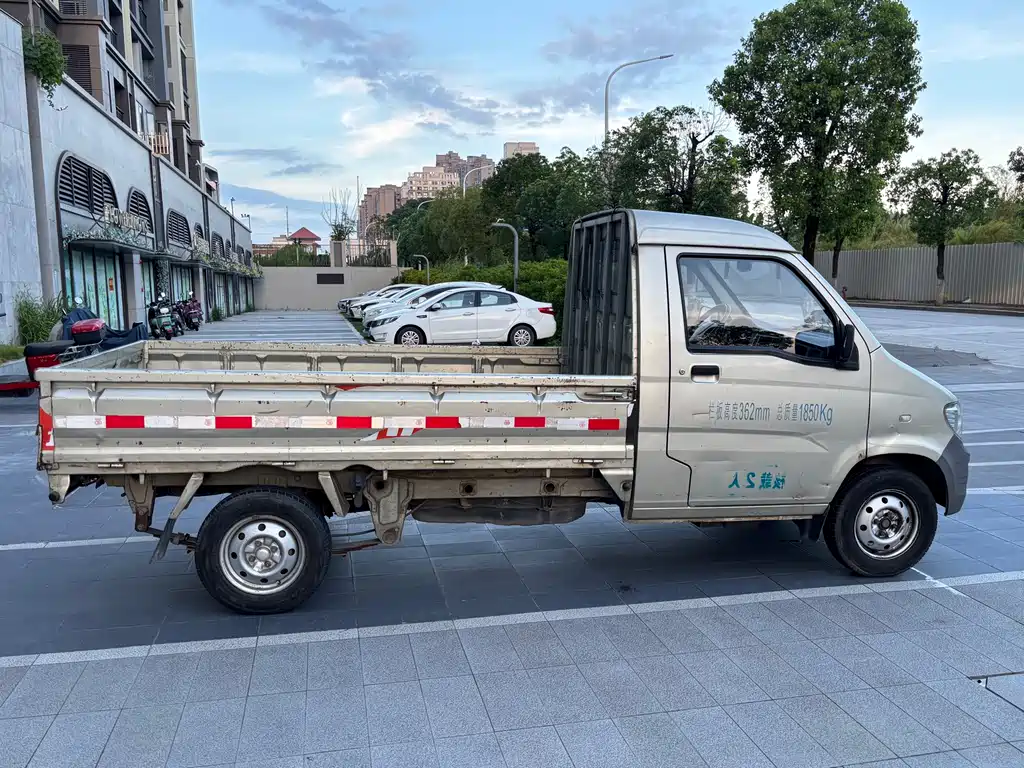 Wuling Zhiguang Mini Truck 2016 — фото 9
