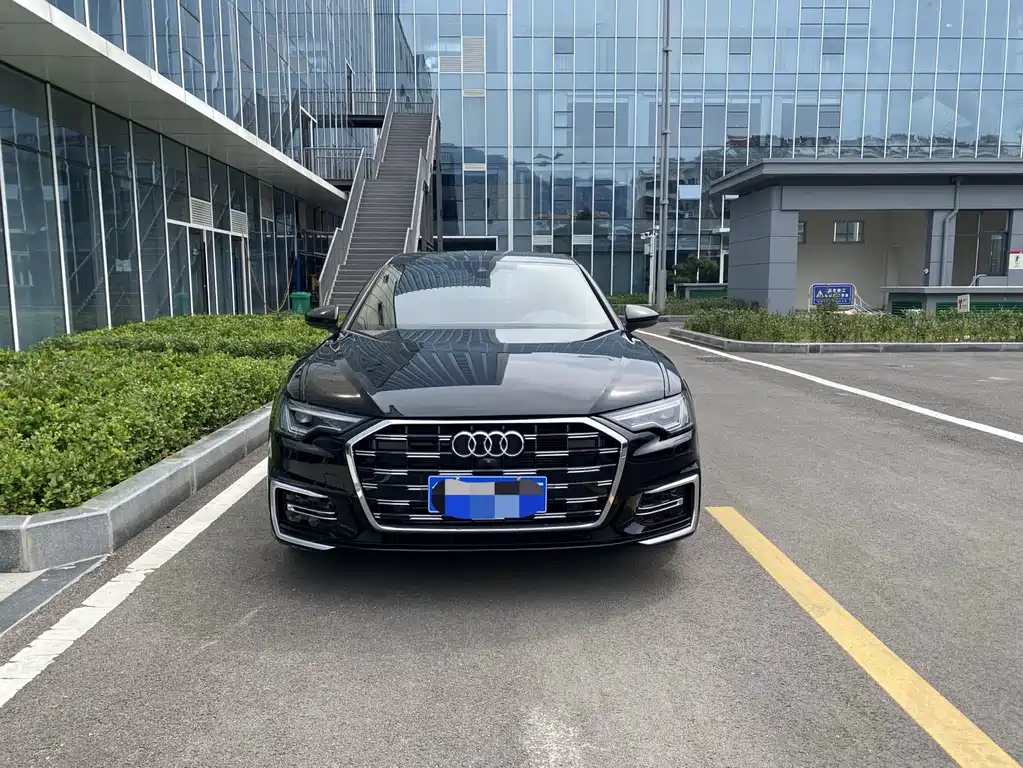 Audi A6L 2023 — фото 2