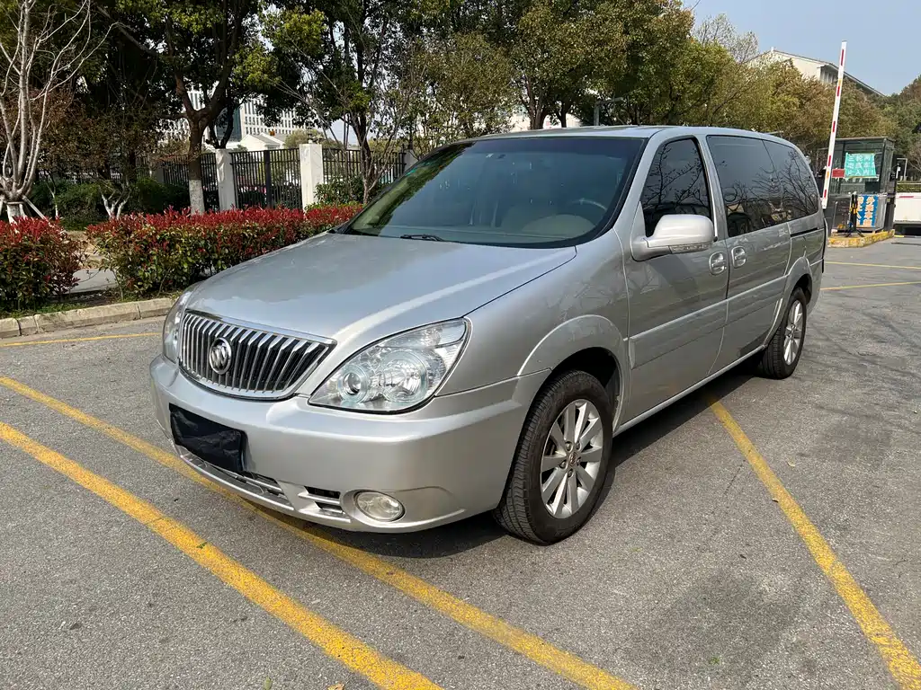 Buick GL8 2015