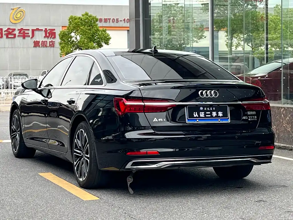 Audi A6L 2023 — фото 3