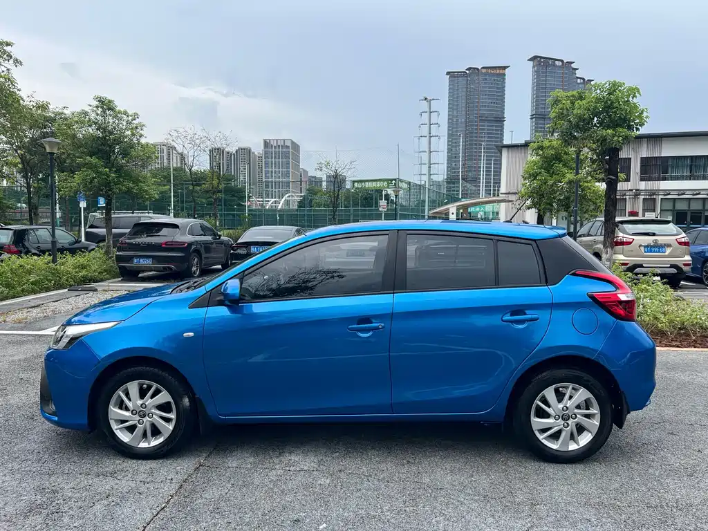 Toyota Yaris L 2017