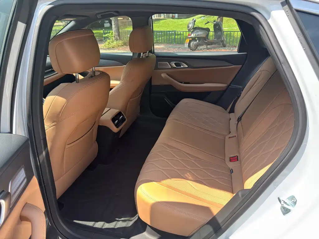 Geely Galaxy A7 EM 2026 — фото 9