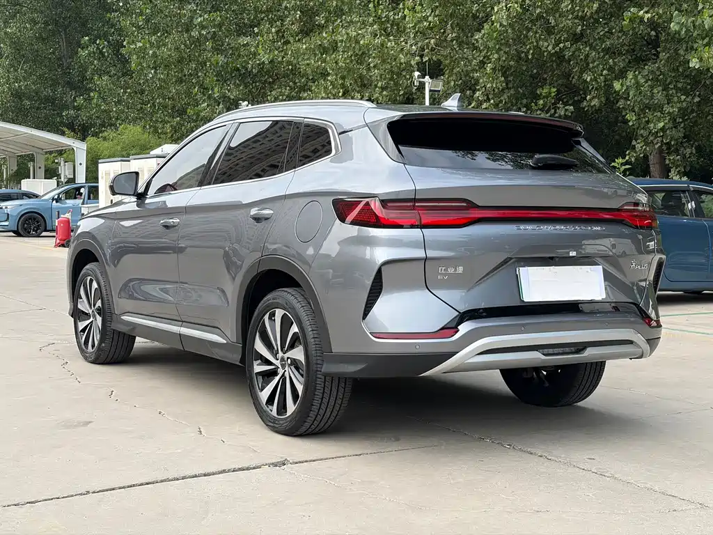 BYD Song PLUS New Energy 2024 — фото 5