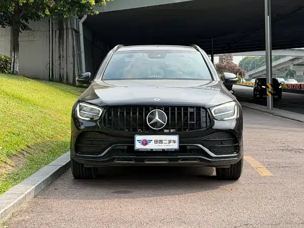 Mercedes-Benz GLC 2021