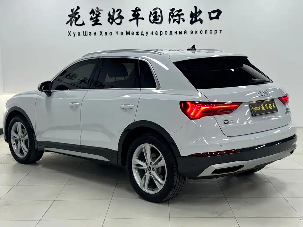Audi Q3 2023 — фото 5