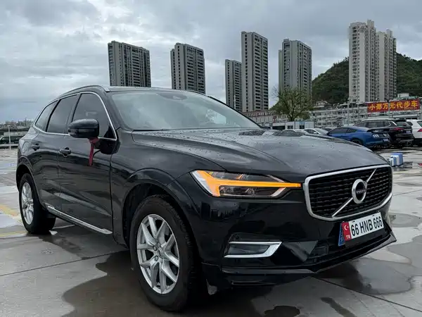 Volvo XC60 2021