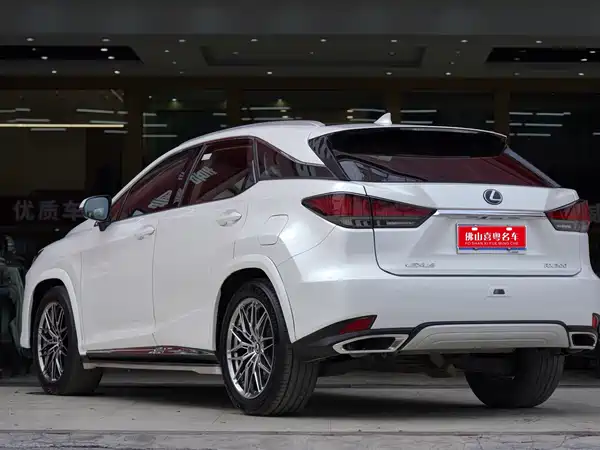 Lexus RX 2020