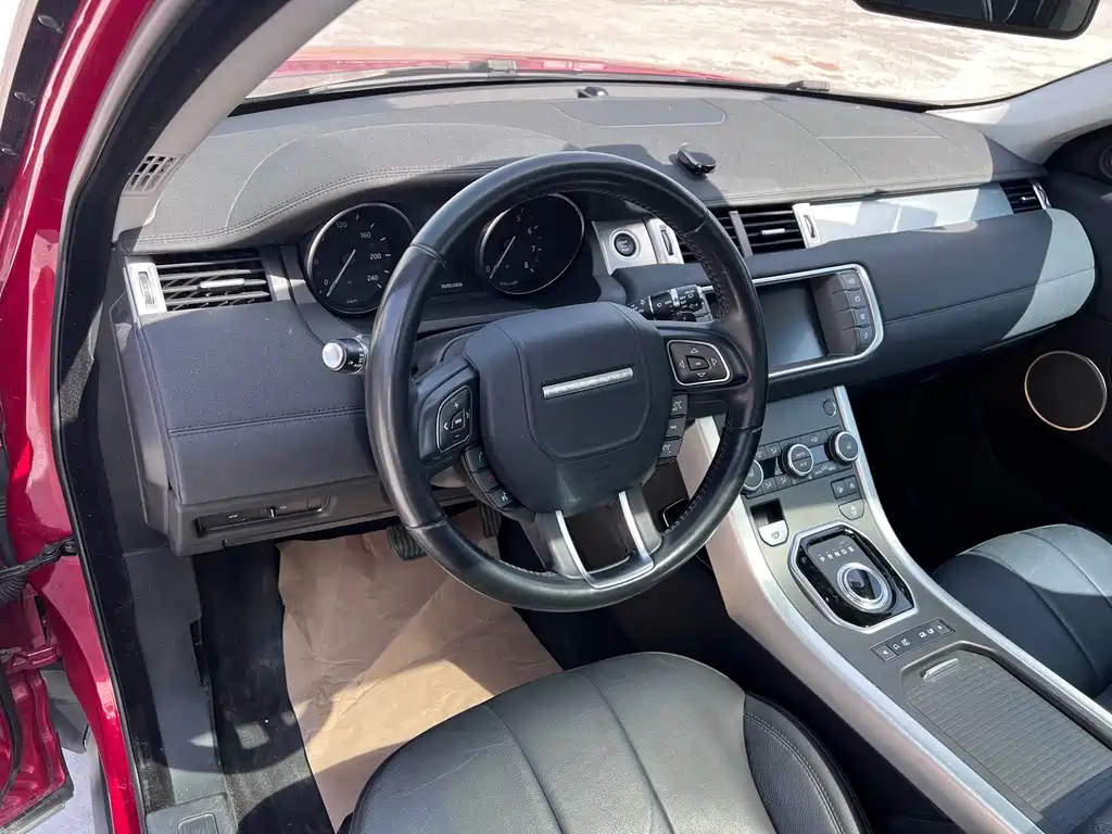 Land Rover Evoque 2017 — фото 9