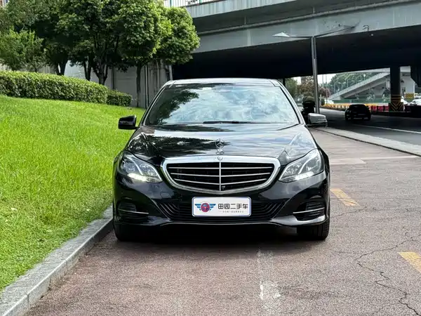 Mercedes-Benz E-Class 2015