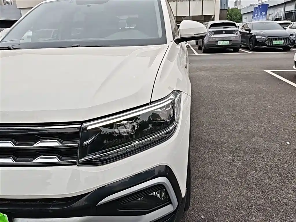 Volkswagen T-Cross 2021 — фото 24