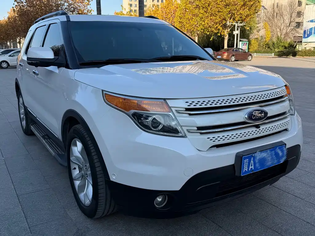 Ford Explorer 2014 — фото 7
