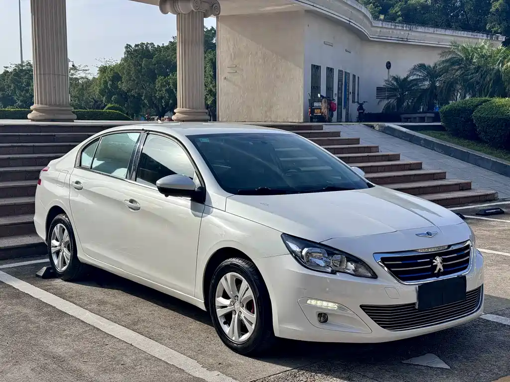 Peugeot 408 2015 — фото 3