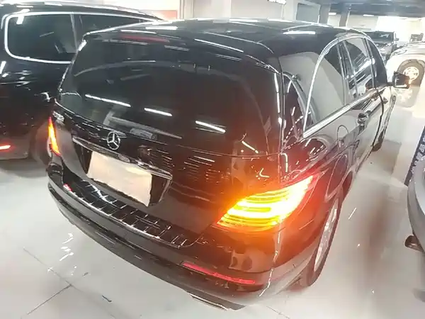 Mercedes-Benz R-Class 2015