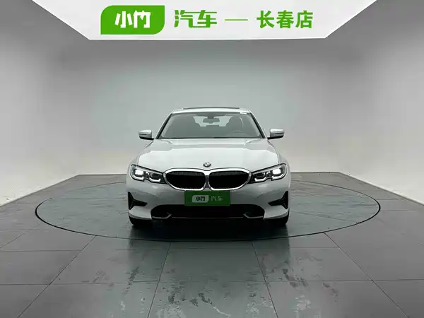 BMW 3 Series 2022