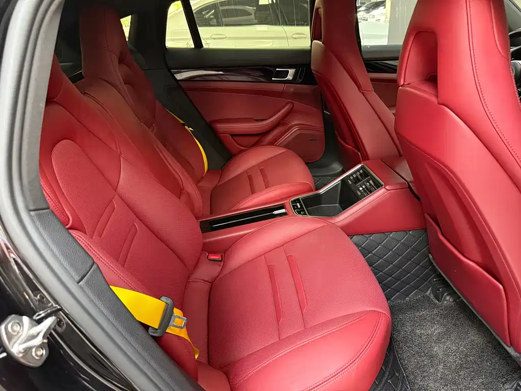 Porsche Panamera 2017 — фото 12