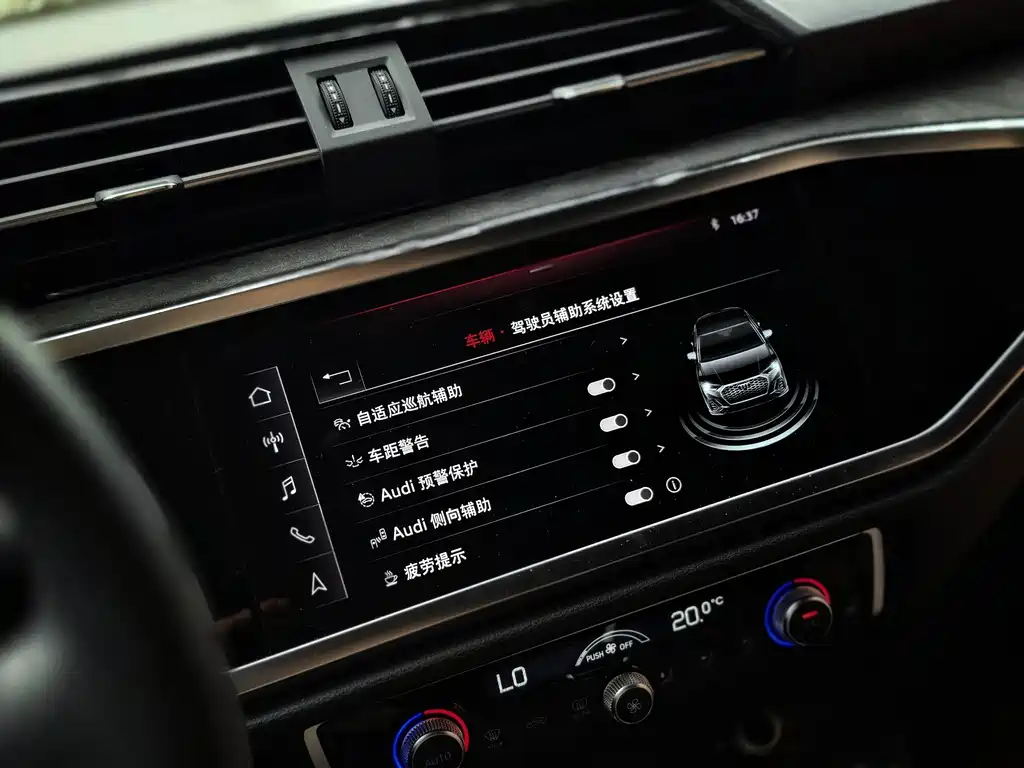 Audi Q3 Sportback 2020 — фото 19