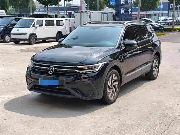 Volkswagen Tiguan L 2025