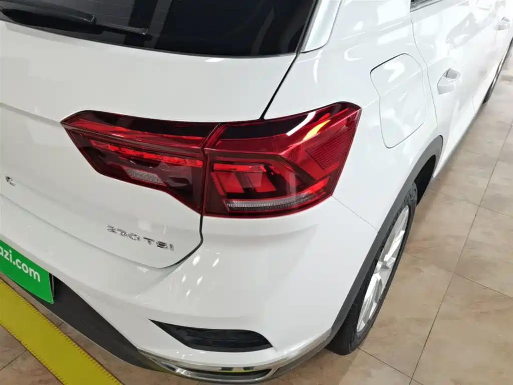 Volkswagen T-Roc 2020 — фото 8