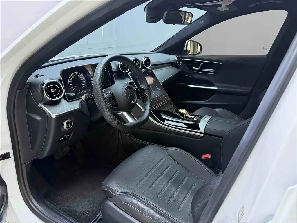 Mercedes-Benz C-Class 2022 — фото 14