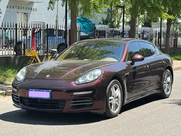 Porsche Panamera 2014
