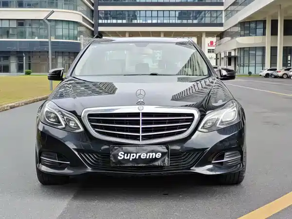 Mercedes-Benz E-Class 2015