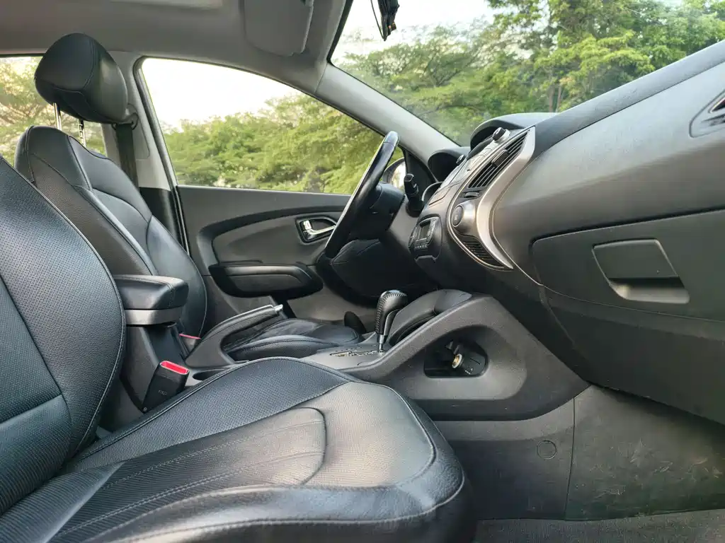 Hyundai ix35 2015 — фото 15