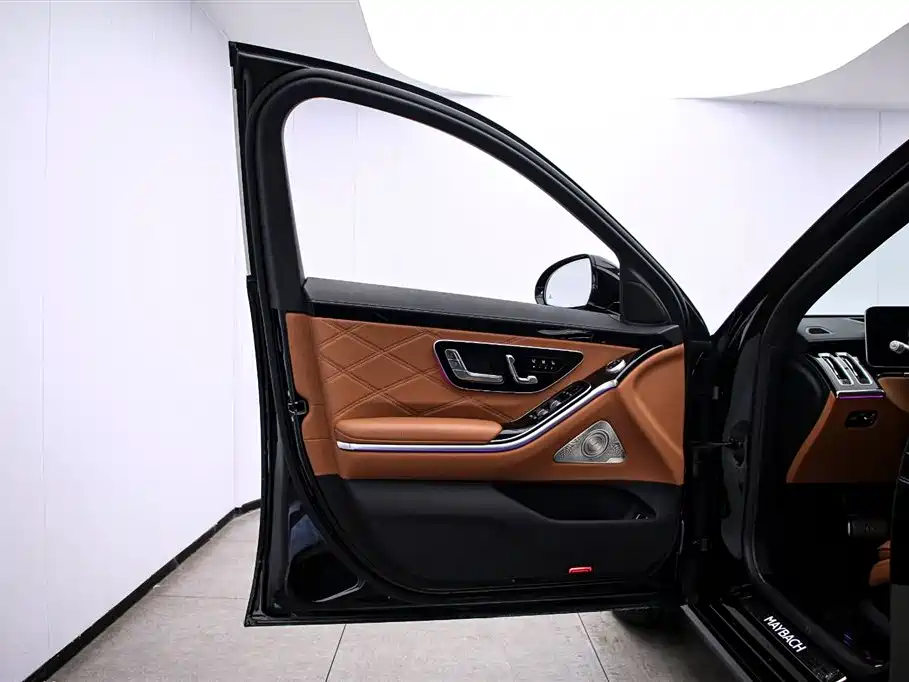 Mercedes-Benz S-Class 2024 — фото 11