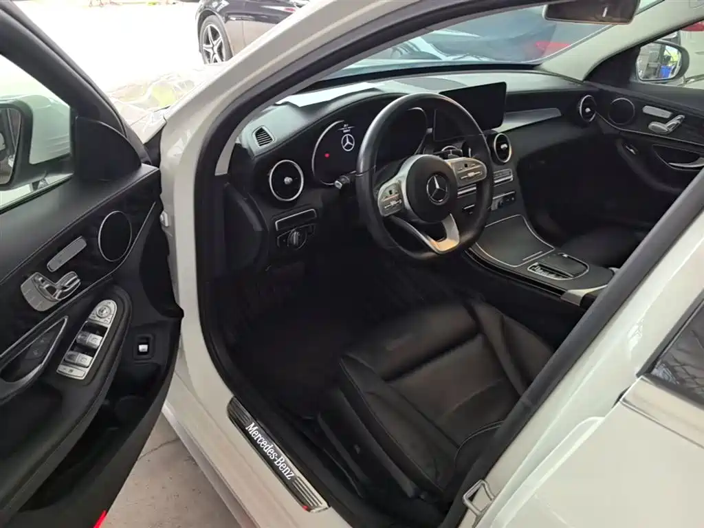Mercedes-Benz C-Class 2020 — фото 16