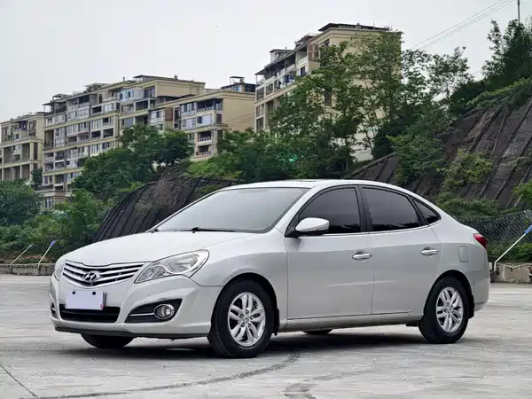 Hyundai Yuedong 2011