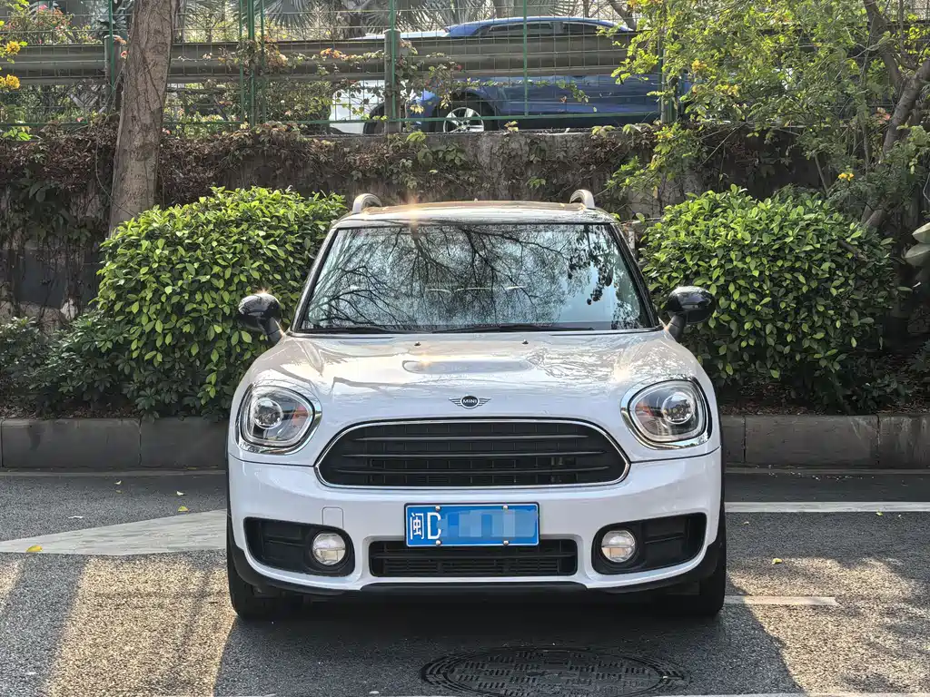 MINI Countryman 2019 — фото 2