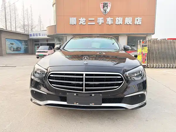Mercedes-Benz E-Class 2023