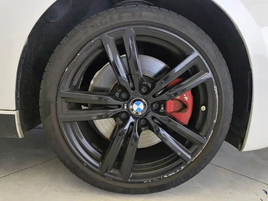 BMW 1 Series 2021