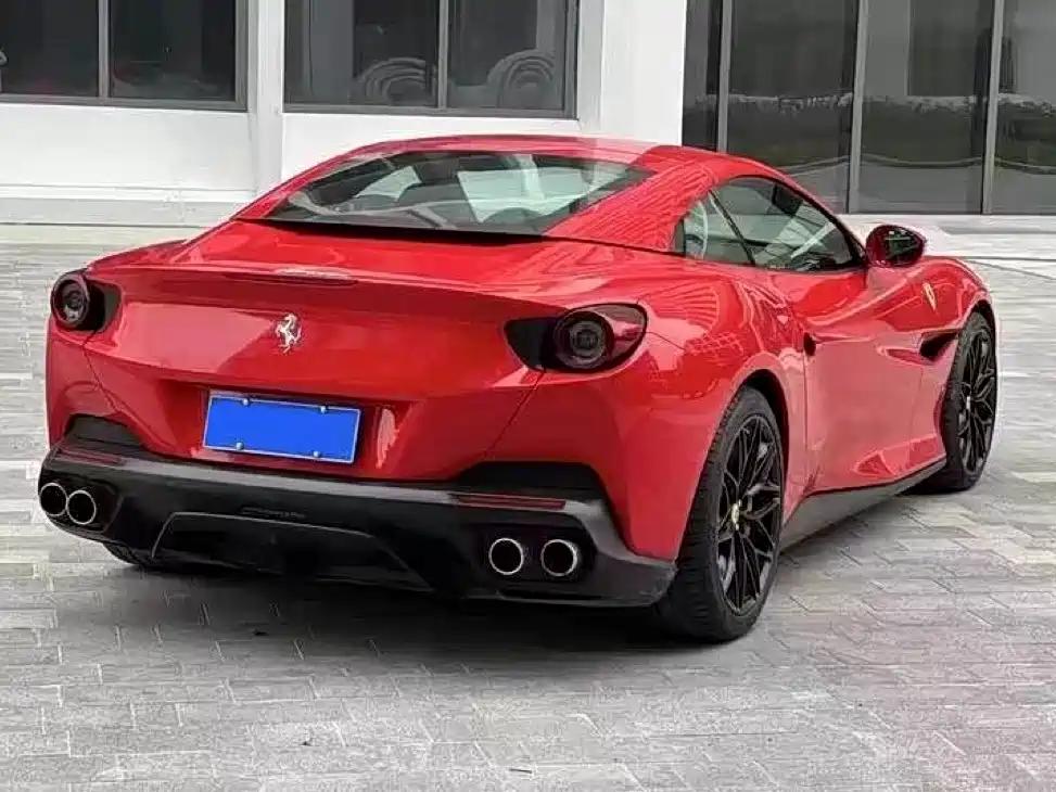 Ferrari Portofino 2019 — фото 7