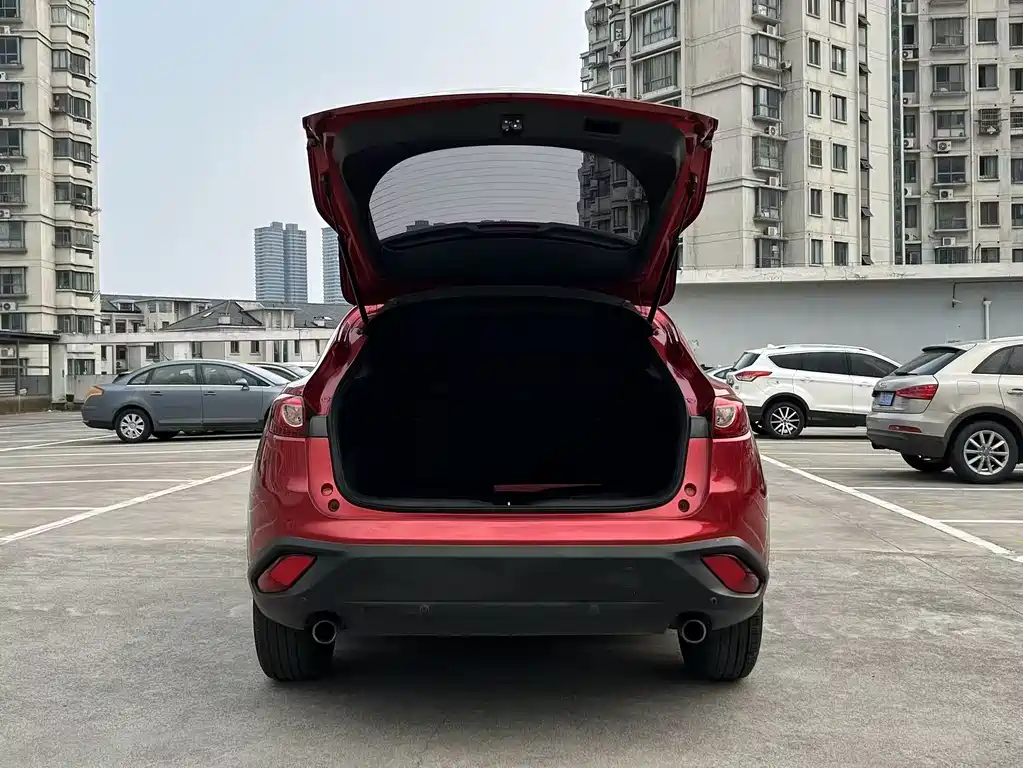 Mazda CX-4 2017 — фото 17