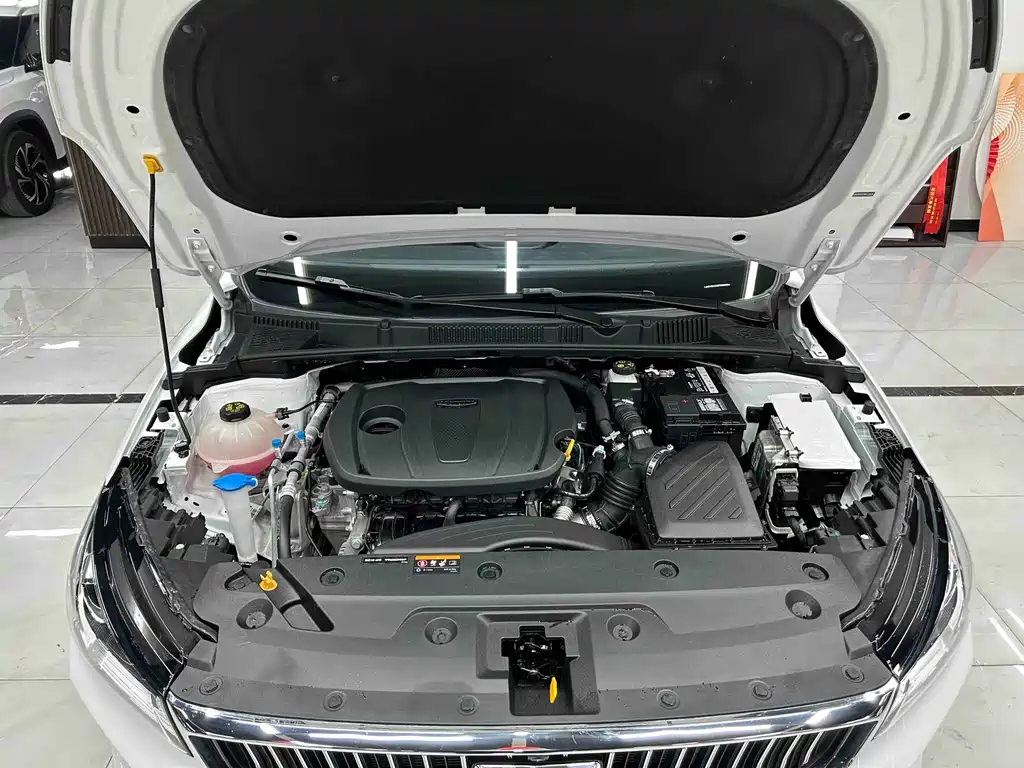 Geely Emgrand 2024 — фото 12