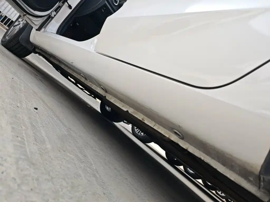 Changan Eado XT 2015 — фото 22