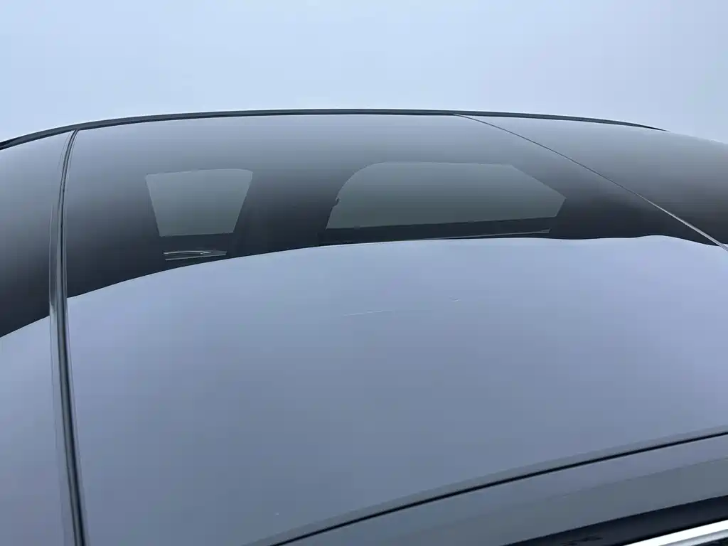 Lincoln Continental 2021 — фото 27