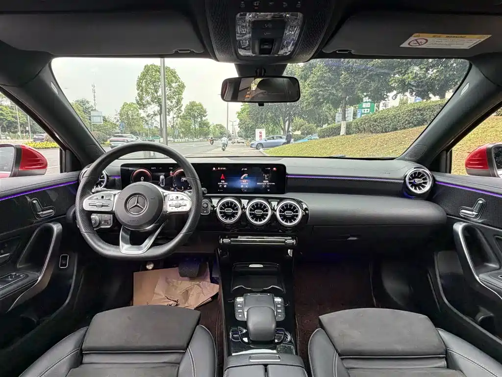 Mercedes-Benz A-Class 2021 — фото 11