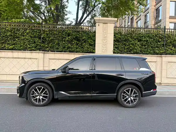 GAC Trumpchi GS8 2022