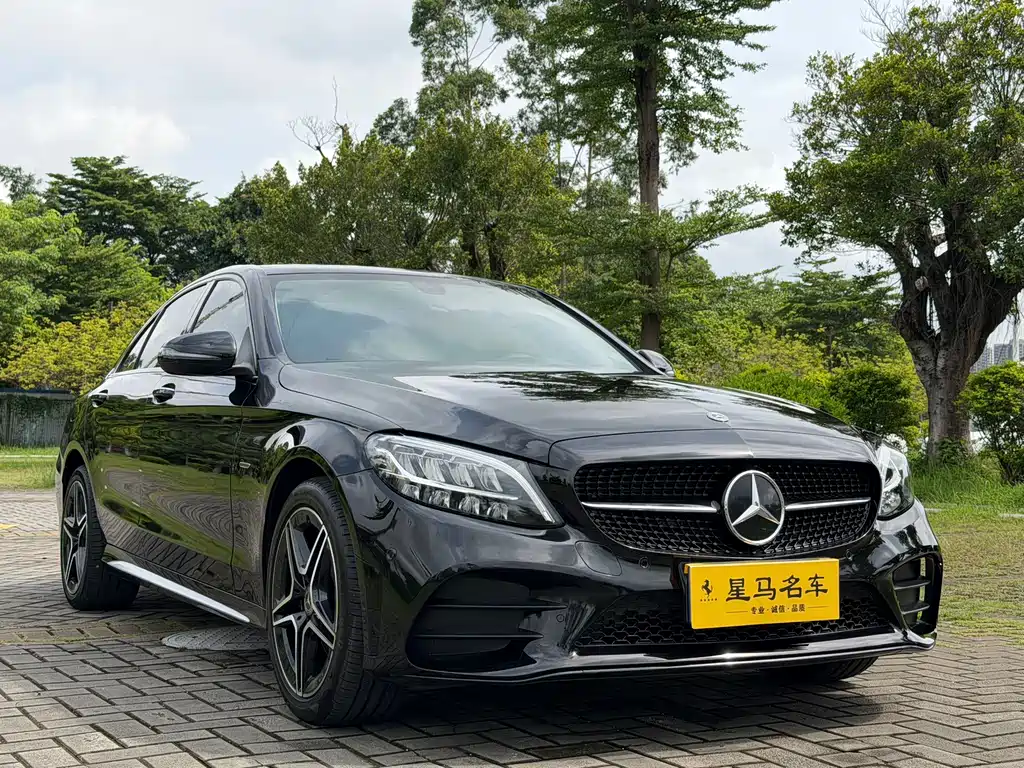 Mercedes-Benz C-Class 2021