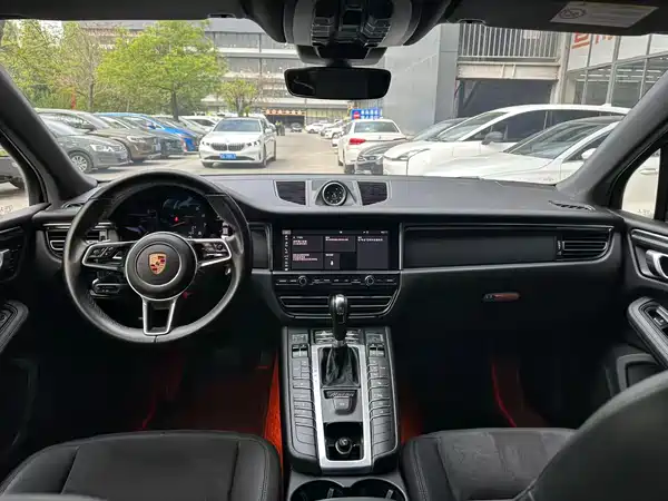 Porsche Macan 2018