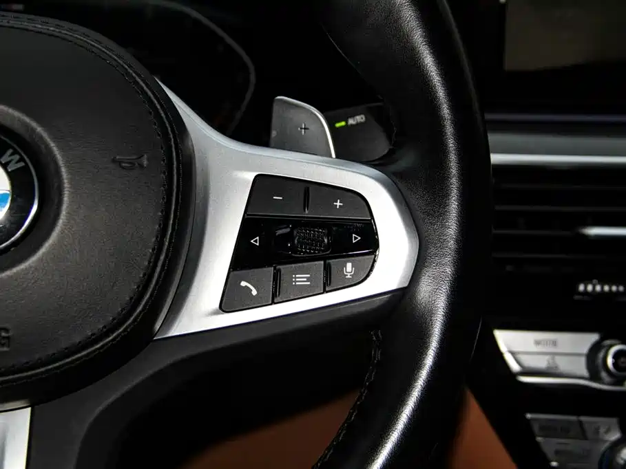 BMW 6 Series GT 2022 — фото 22