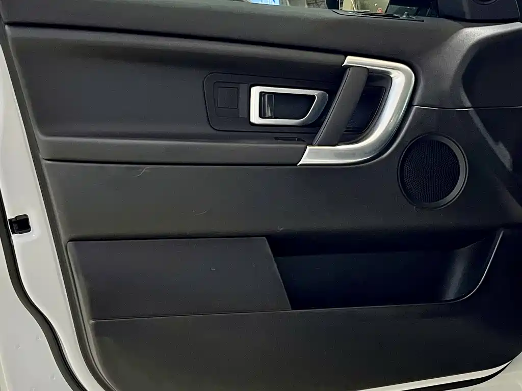 Land Rover Discovery Sport 2019 — фото 16