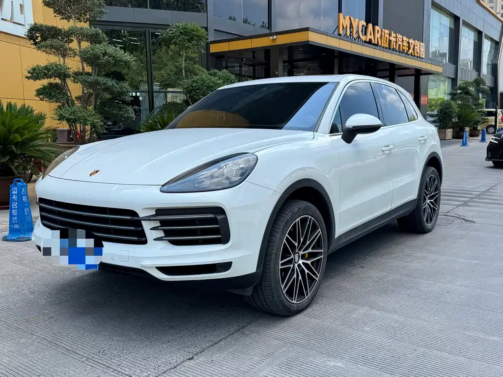 Porsche Cayenne 2018 — фото 1