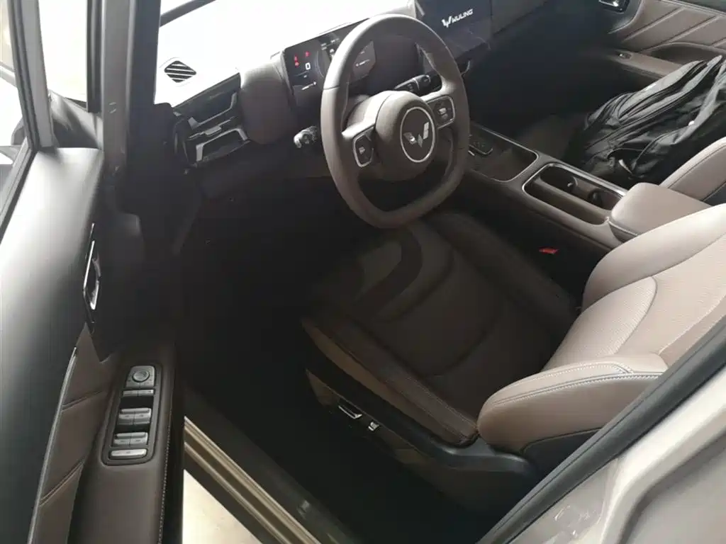 Wuling Starlight 730 EV 2025 — фото 16