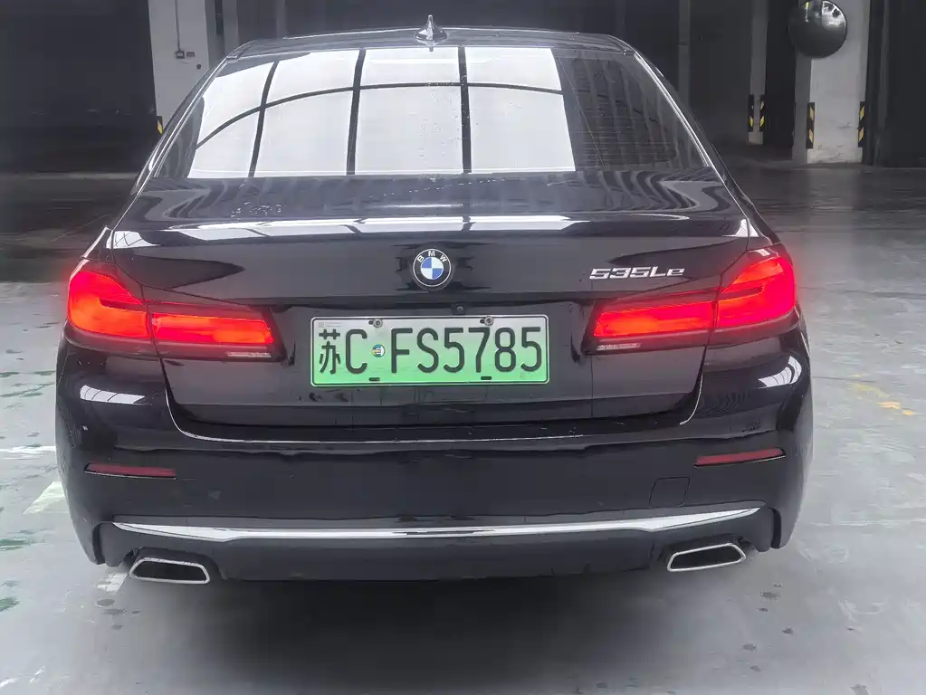 BMW 5 Series New Energy 2021 — фото 6